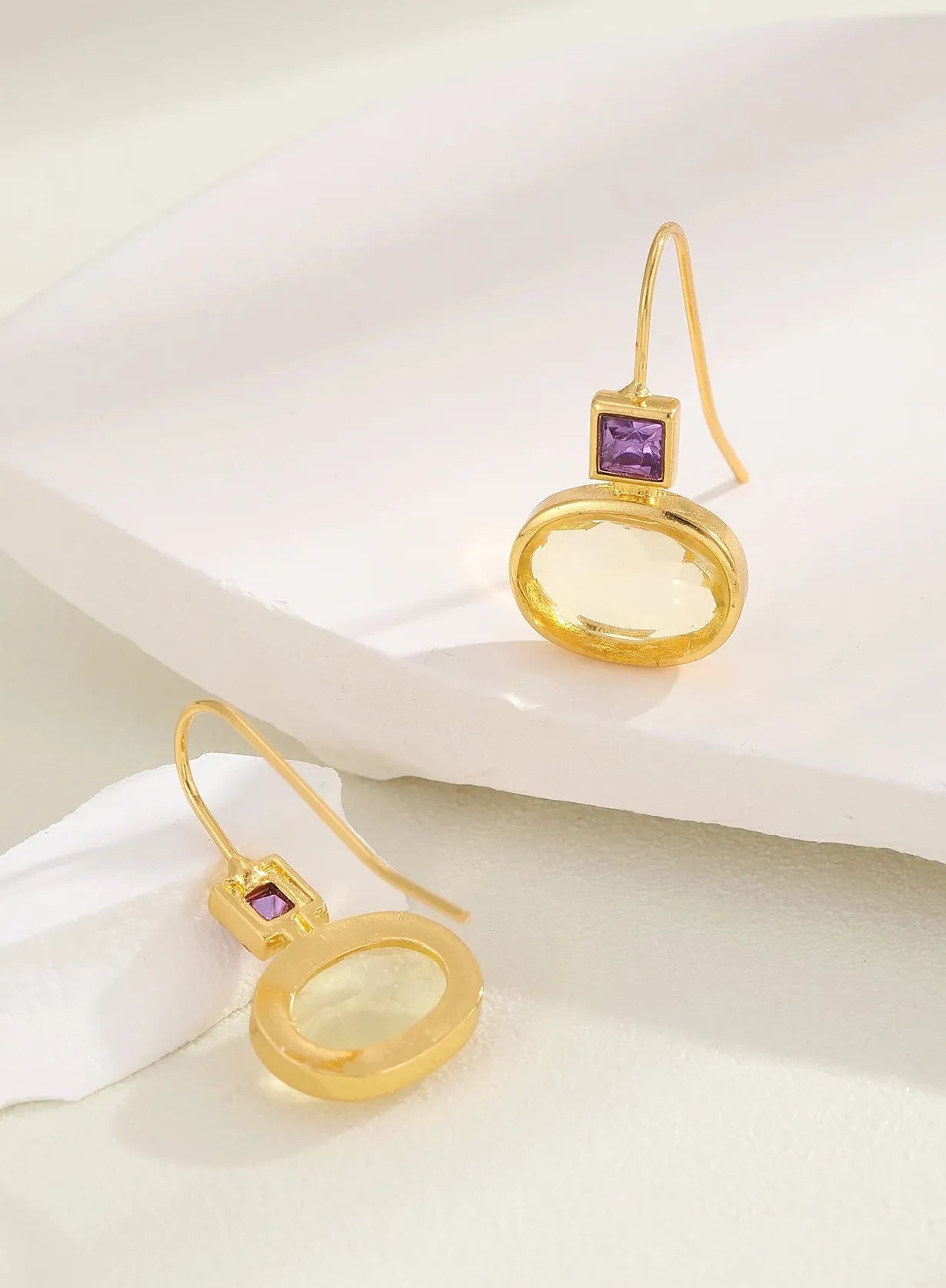Vintage Gold Round Crystal Drop Earrings for Women Zinc Alloy Jewelry