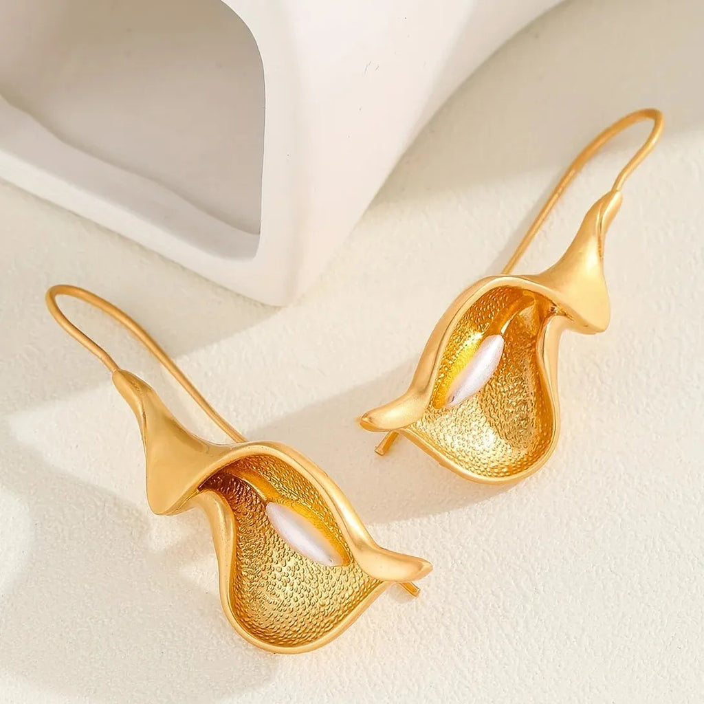 Blooming Flower Hook Earrings for Women Zinc Alloy Gold Silver Dangle Jewelry