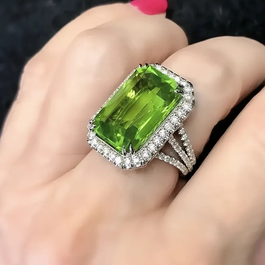 Elegant Big Green CZ Geometric Brass Wedding Band Ring for Women Luxury