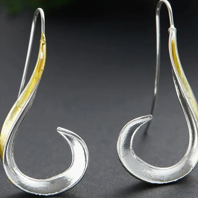 Irregular Twisted Metal Drop Earrings for Women Geometric Gold Waves Jewelry