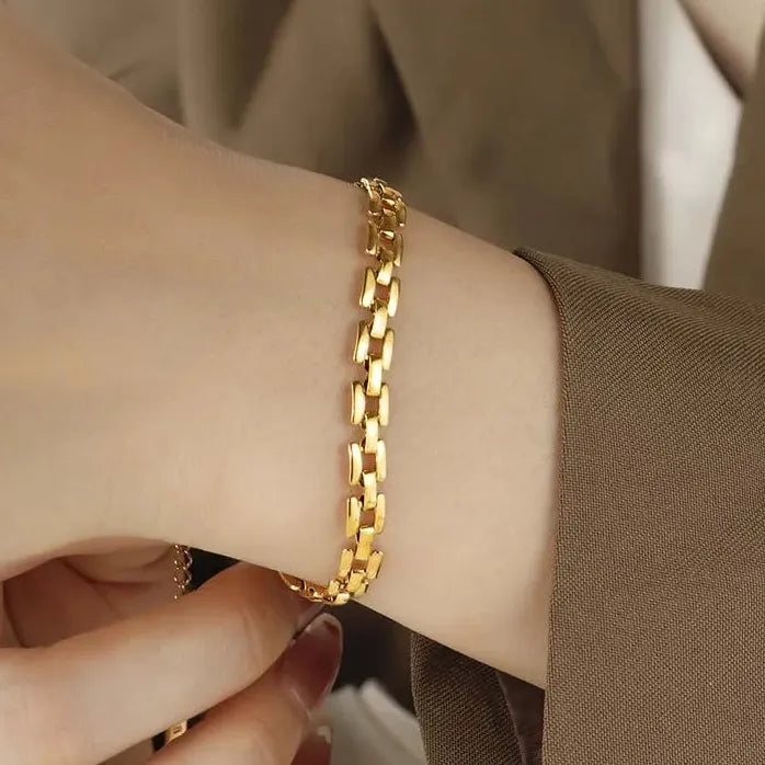 Stainless Steel Hollow Link Chain Bracelet for Women Vintage Gold Watch Band Charm Jewelry