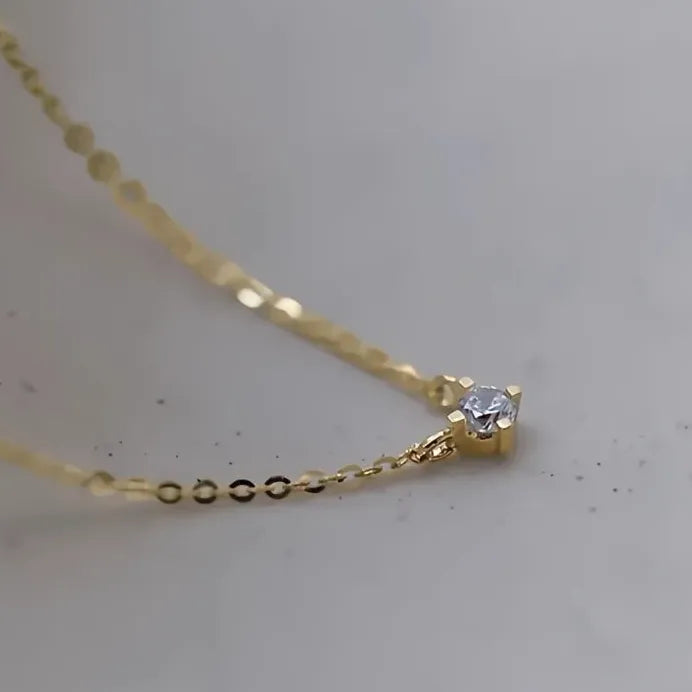Elegant Women’s Minimalist Gold Cubic Zirconia Pendant Necklace Jewelry
