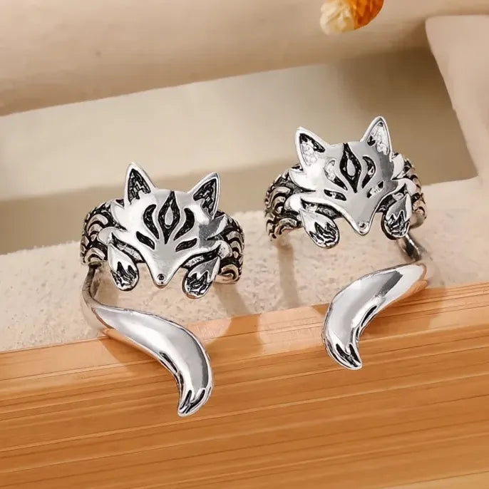New Trendy Fox Shape Clip Earrings for Women Antique Silver Color Metal Ear Cuff Jewelry 2023 Statement