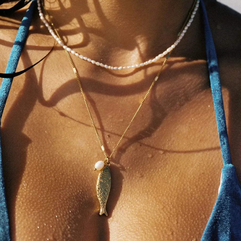 Vintage Stainless Steel Baroque Pearl Fish Pendant Necklace for Women Jewelry