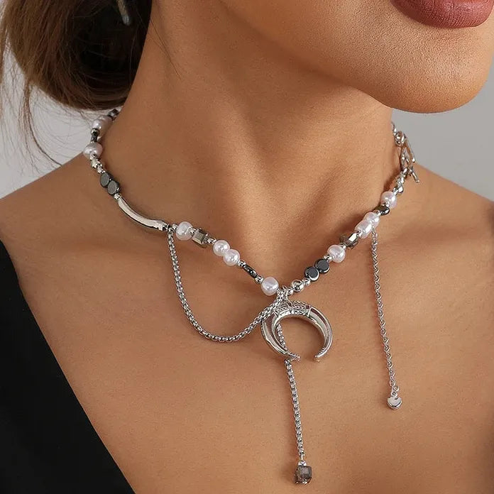 Pearl Crescent Moon Pendant Necklace for Women Zinc Alloy Beaded Chain Gift