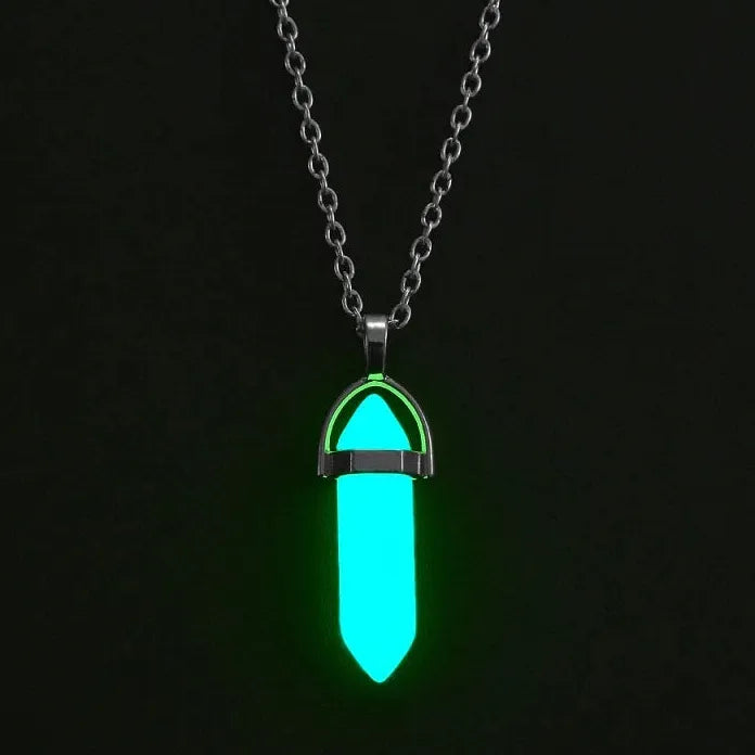 Blue Luminous Heart Pendant Necklace Glow in Dark Couple Jewelry Gift