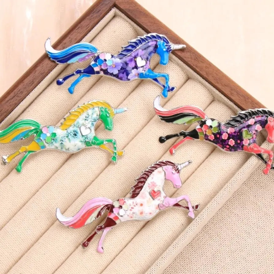 Luxury Classic Unicorn Brooch Wedding Gift for Men and Women