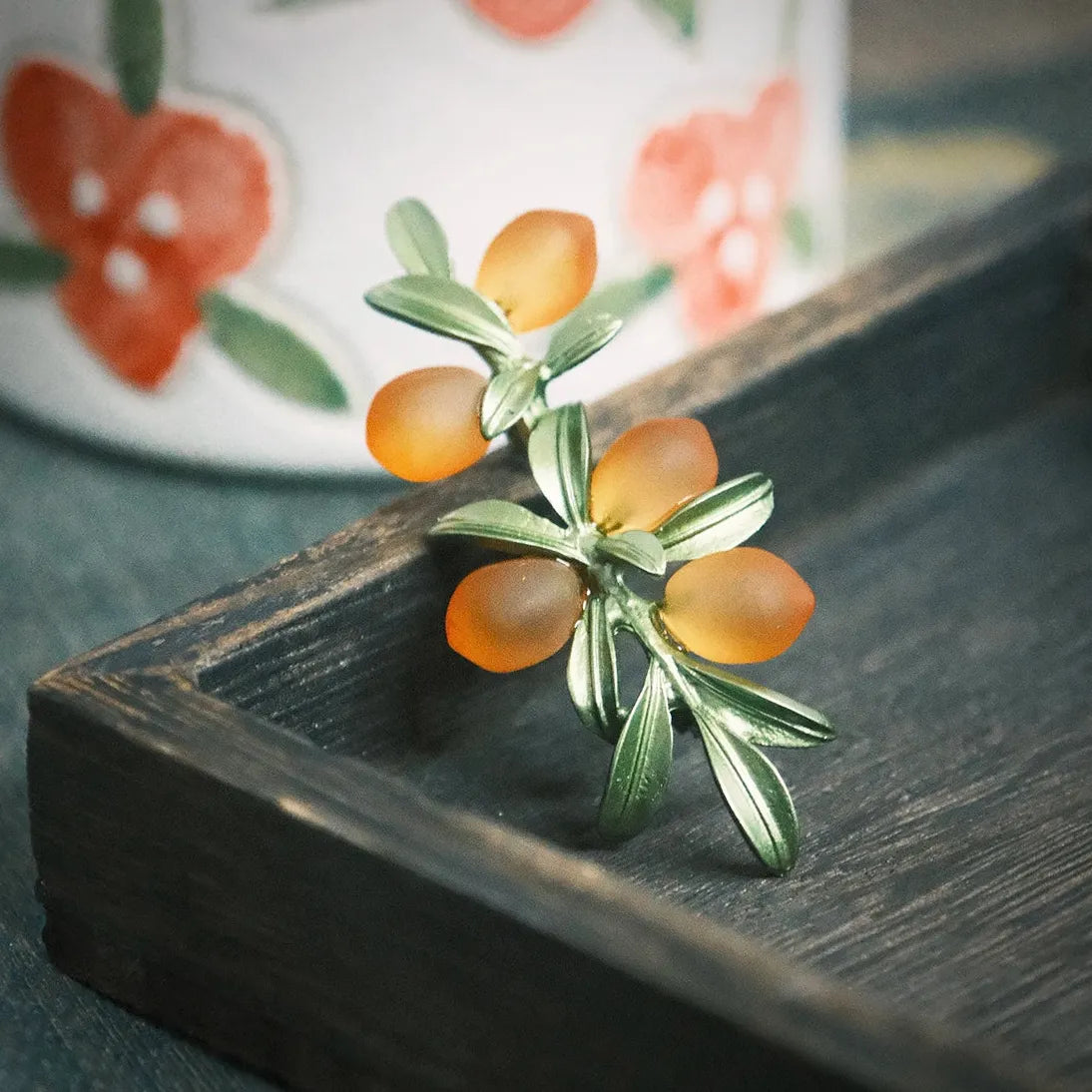 Elegant Orange Fruit Brooch Pin Jewelry Gift for Women Men Classic Style