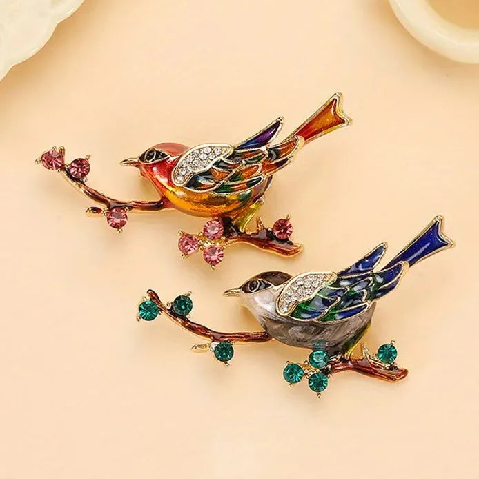 Vintage Magpie Bird Brooch Enamel Rhinestone Flower Pin for Women
