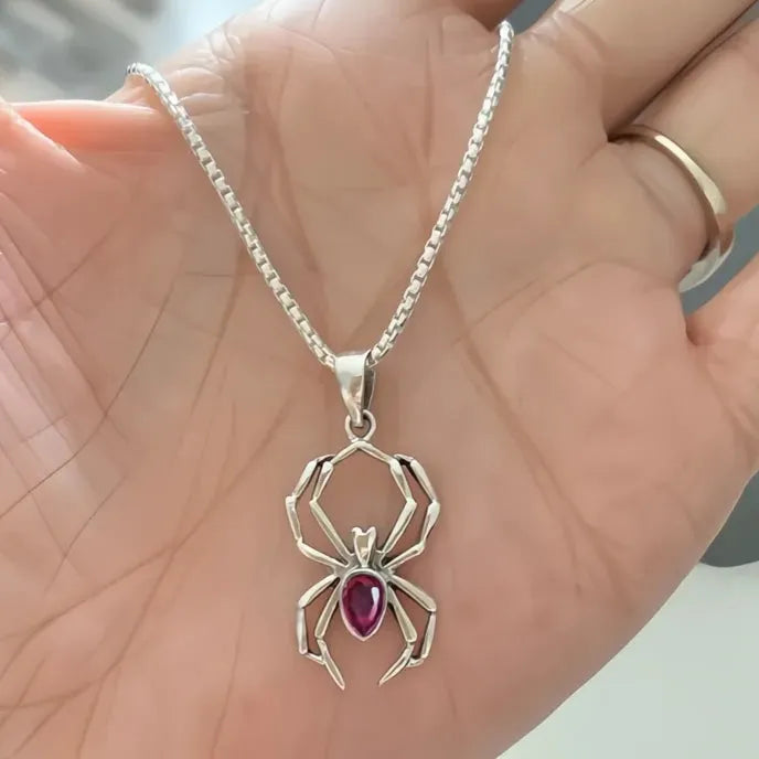 Spider Pendant Necklace for Women Girls, Acrylic Brass Geometric Y2K Silver Chain