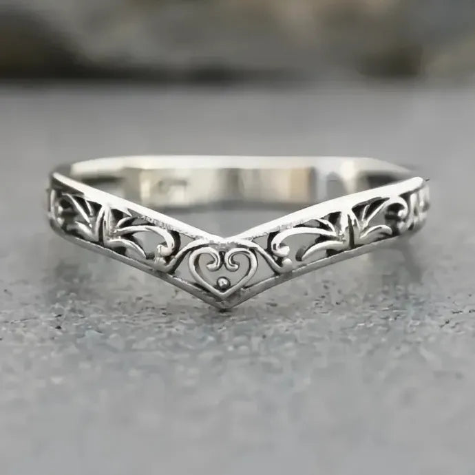 V Shaped Hollow Out Finger Ring for Women Vintage Brass Jewelry