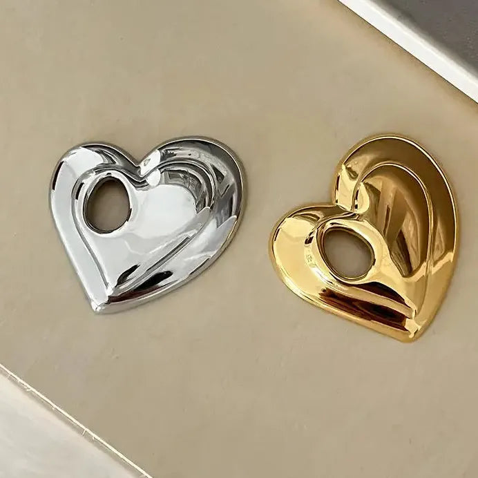 Stainless Steel Heart Brooch Pin for Men and Women Glossy Metal Jewelry