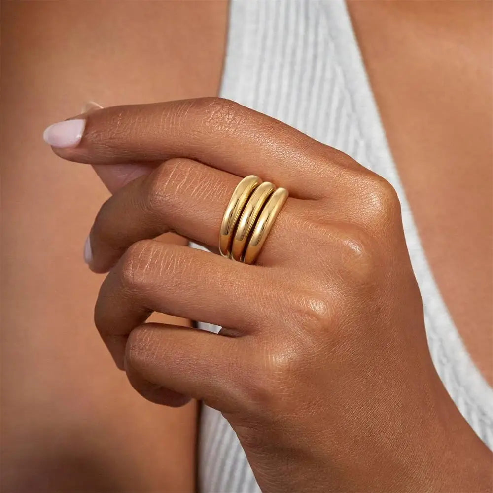 Women’s Stainless Steel Zircon Heart Dome Ring Waterproof Hypoallergenic Jewelry