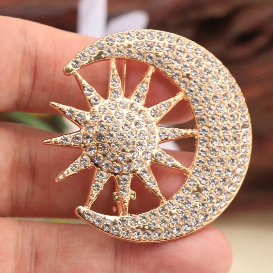 Classic Moon Star Brooch Pin Jewelry Gift for Men and Women