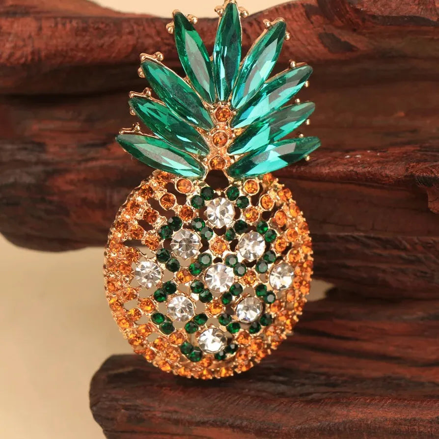 Luxury Pineapple Brooch Classic Jewelry Gift for Men and Women