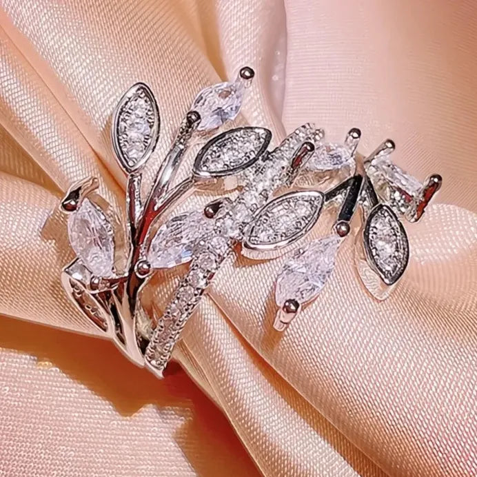 Elegant Leaf Branch Cubic Zirconia Wedding Ring for Women