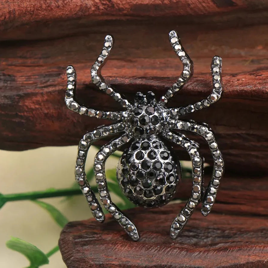 Luxury Elegant Spider Brooch for Women and Men Gift Accessory