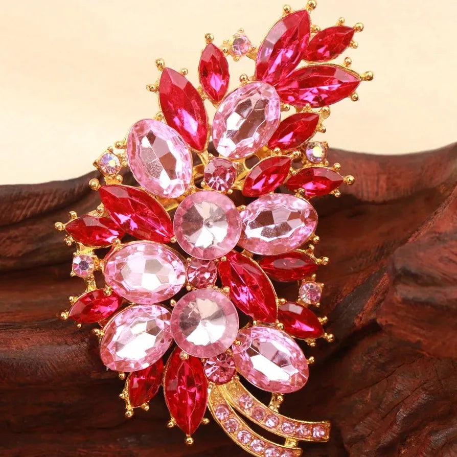 Luxury Floral Brooch Pin Elegant Classic Jewelry Accessory for Women