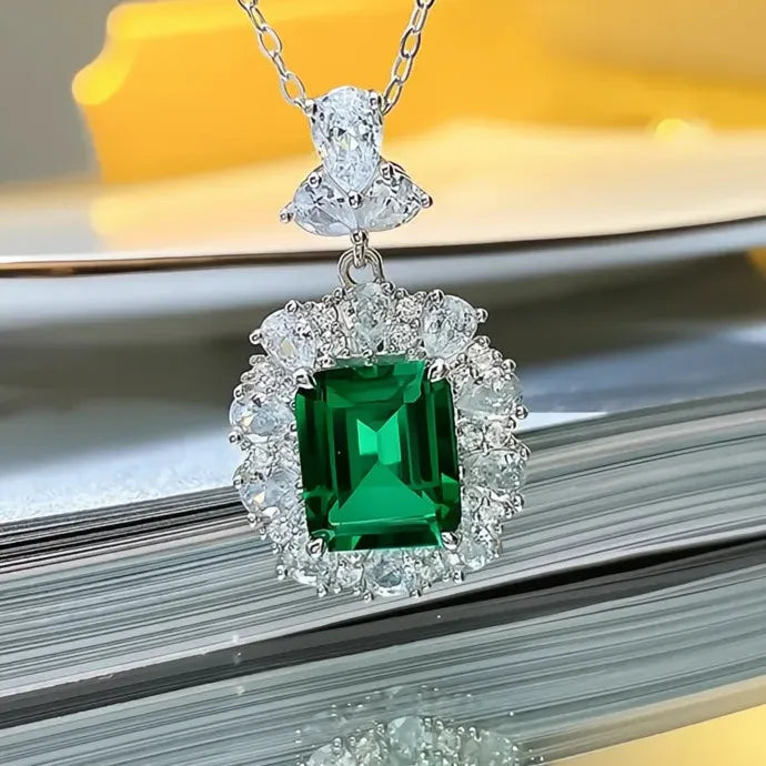 Green Cubic Zirconia Geometric Pendant Necklace Copper Alloy Wedding Gift