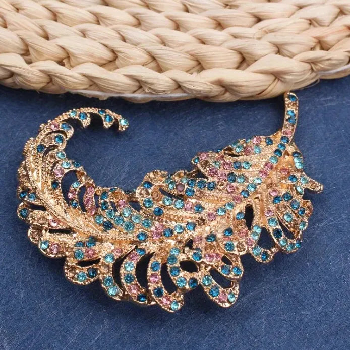 Golden Feather Ladies Geometric Brooch Elegant Party Wear Accessory