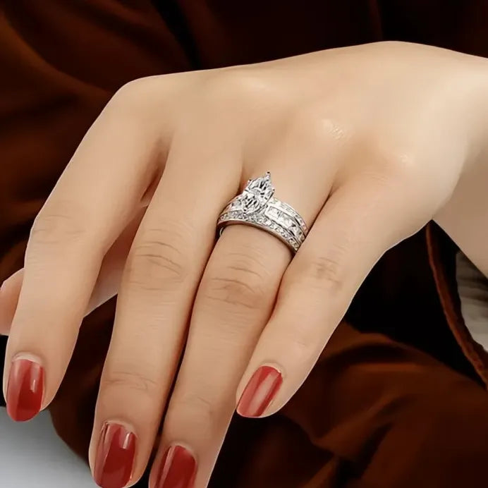 Elegant Women's Marquise Cubic Zirconia Brass Wedding Ring Geometric Band