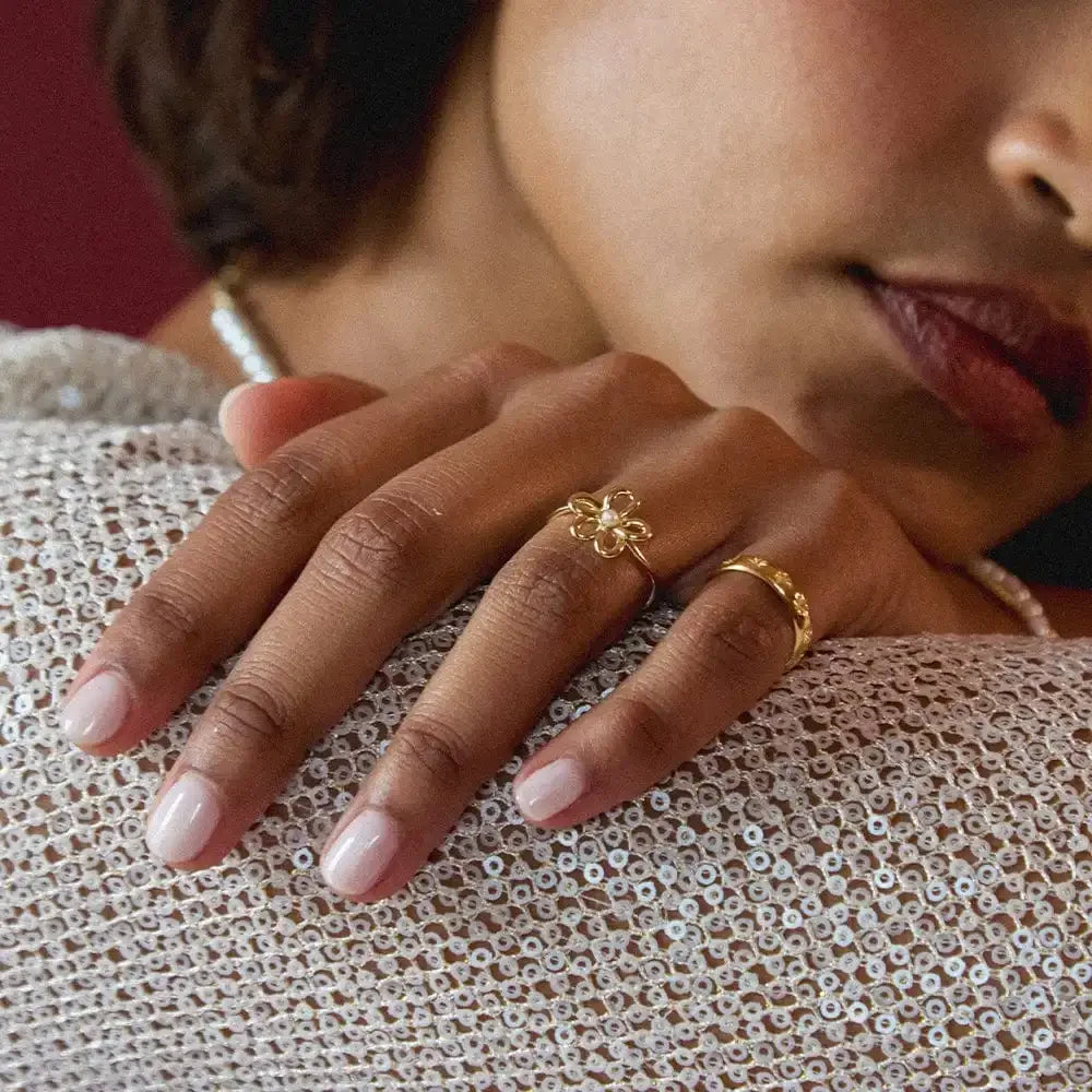 18K Gold Plated Stainless Steel Flower Ring with Imitation Pearl for Women Wedding