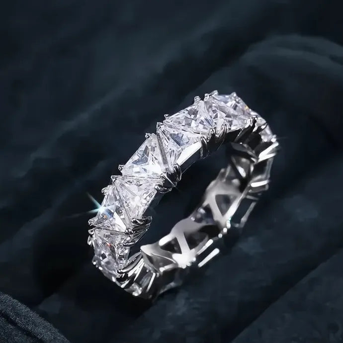Luxury Triangle Cubic Zirconia Brass Wedding Band Promise Ring for Women