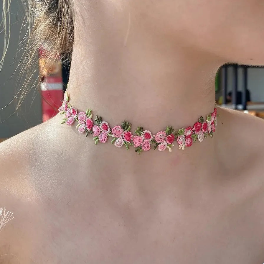 Lace Embroidery Flower Choker Necklace for Women Girls Fashion Accessory