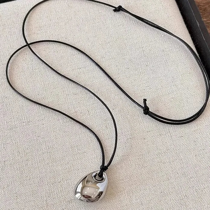 Black Cord Round Pendant Necklace for Women Party Gifts Jewelry
