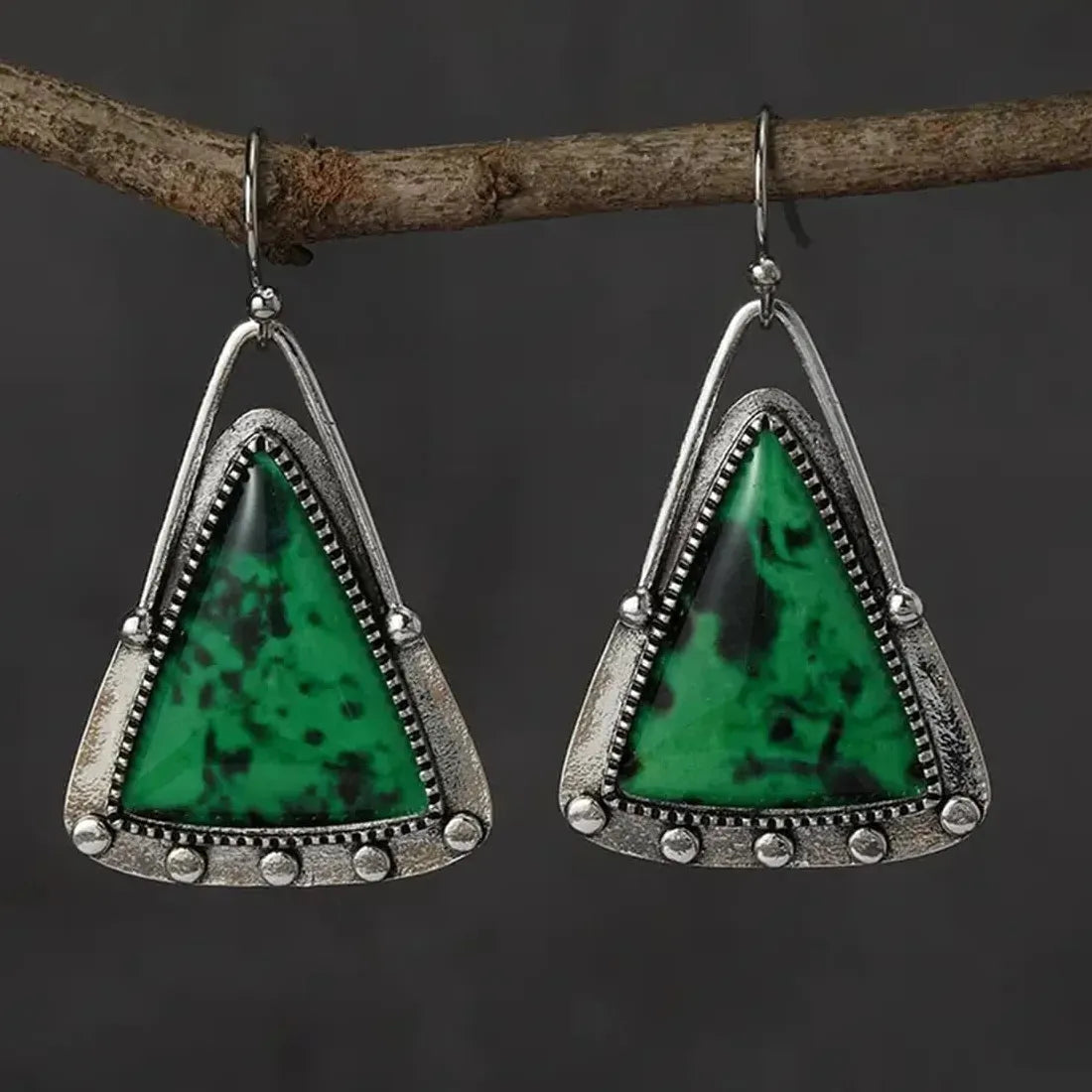 Vintage Asymmetric Green Flower Water Drop Earrings Zinc Alloy Metal Jewelry