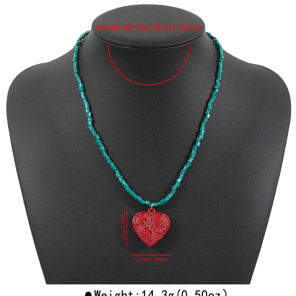 Bohemia Style Zinc Alloy Necklace Women Crab Starfish Conch Chili Pendant Gift