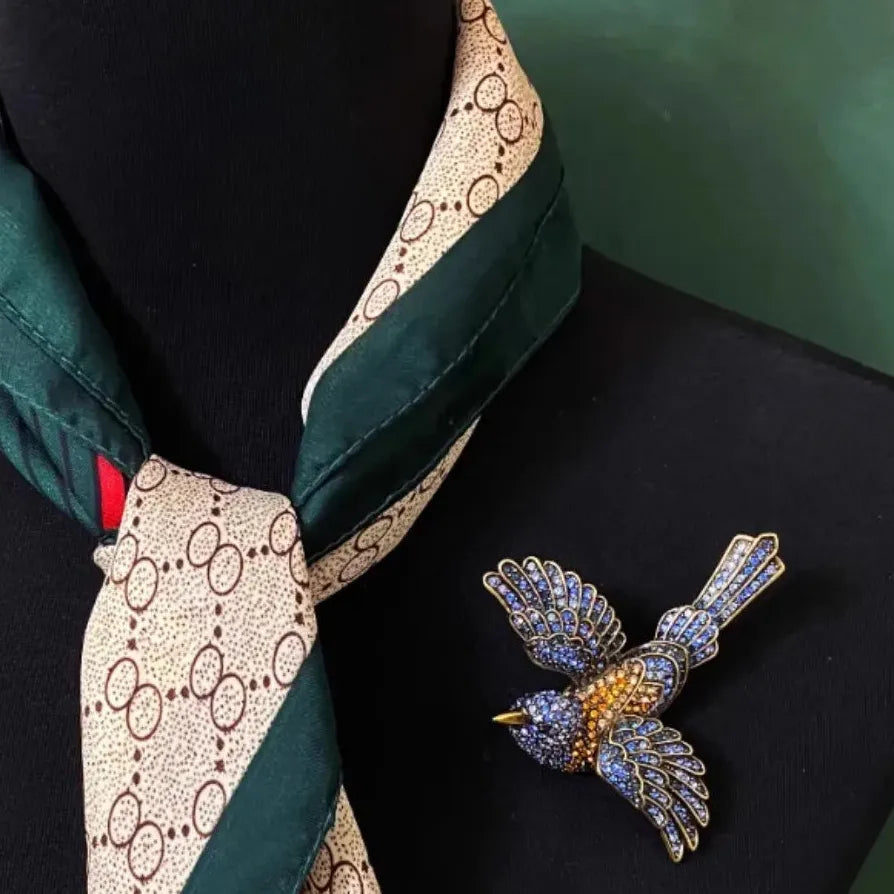 Vintage Heavy Duty Magpie Bird Brooch Pin for Women and Men