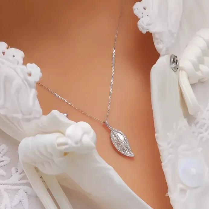 Elegant Cubic Zirconia Leaf Pendant Necklace for Women Party Jewelry