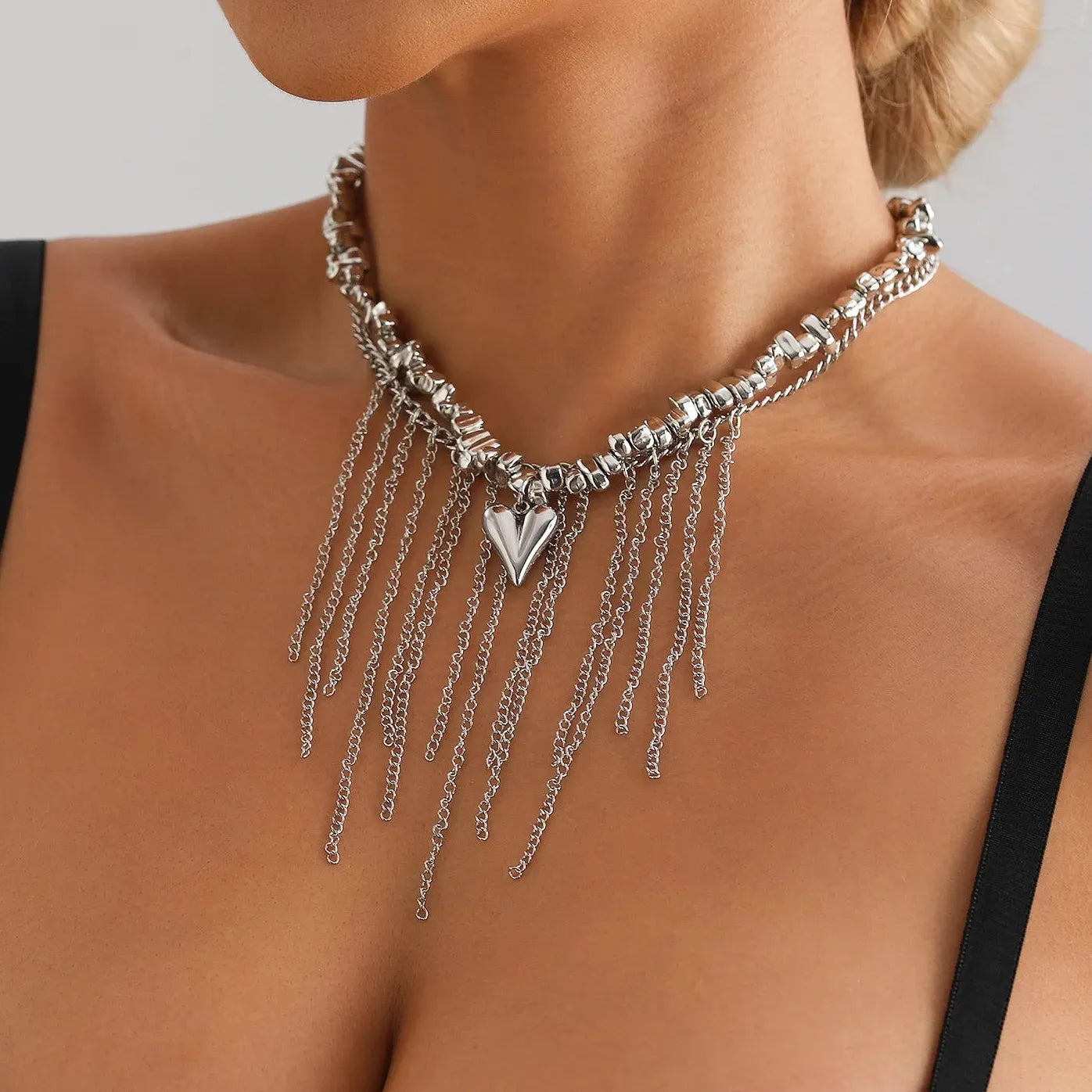Y2K Zinc Alloy Heart Tassel Crystal Pendant Choker Necklace for Women