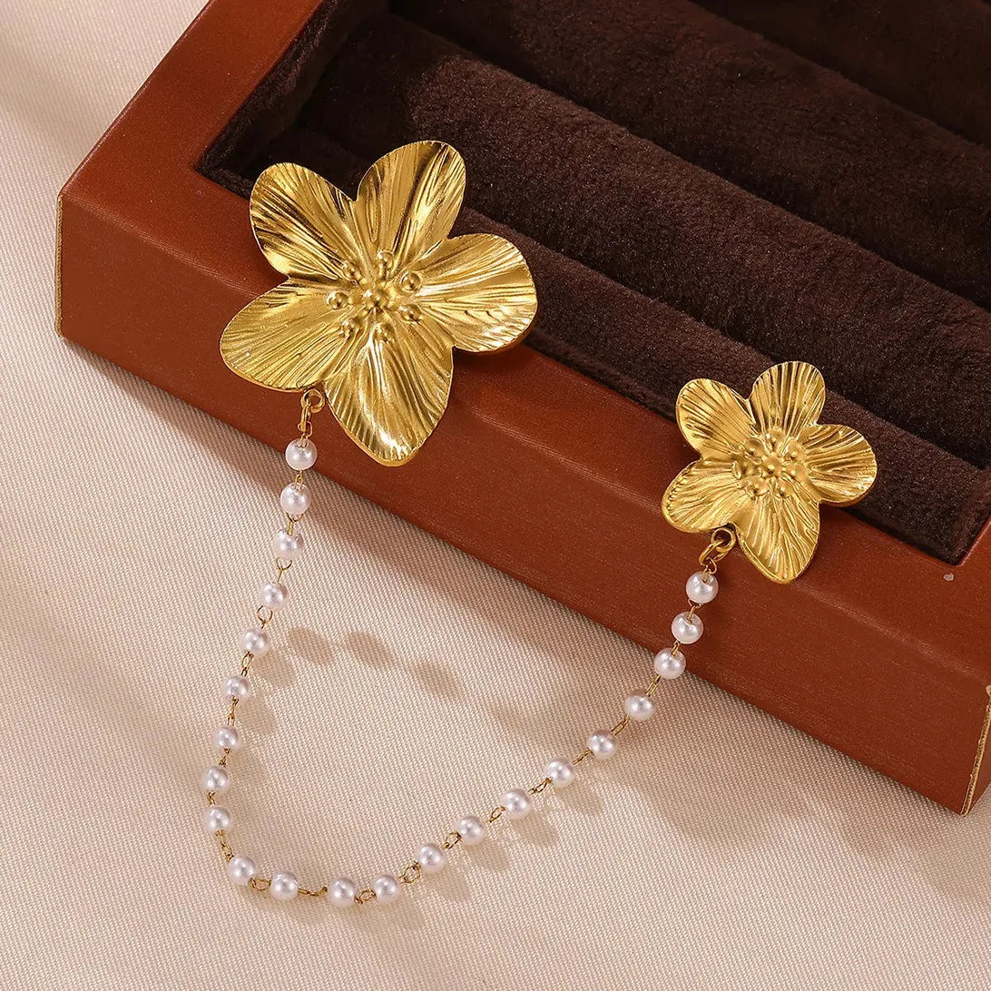Stainless Steel Flower Brooch with Imitation Pearl Chain Pin for Women