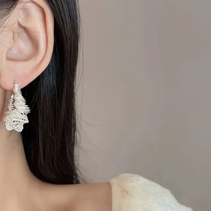 Twisted Hollow Hoop Earrings Zinc Alloy Elegant Fashion Jewelry Gift 2025