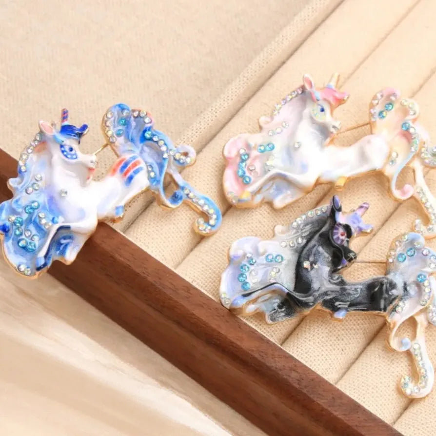 Luxury Classic Unicorn Brooch Pin Jewelry for Women Elegant Style