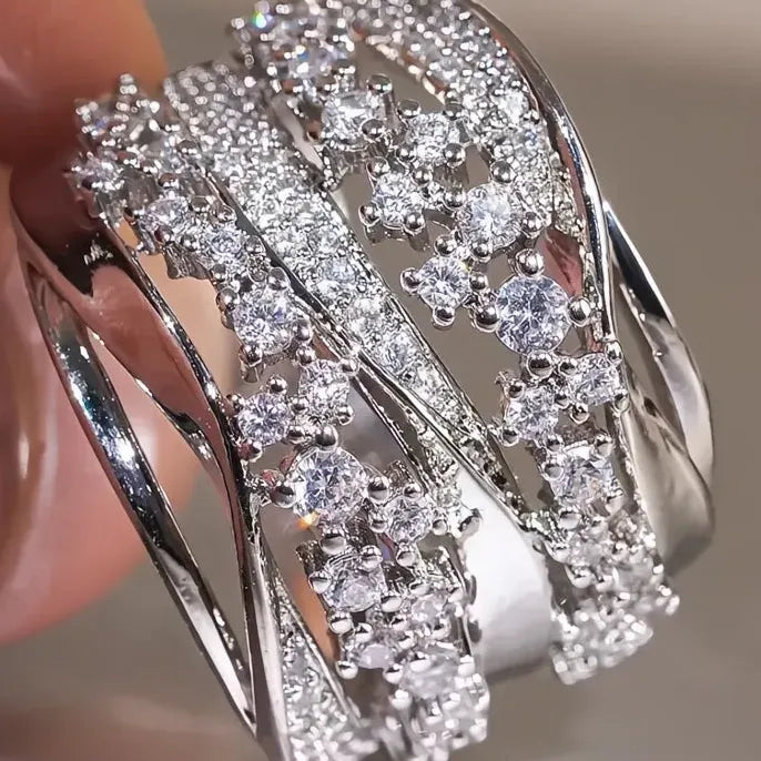 Women's Luxury Wave Brass CZ Geometric Cocktail Ring for Wedding & Party