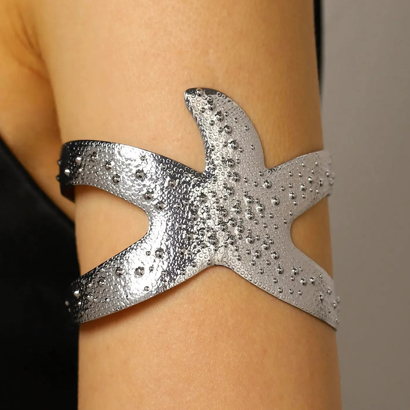 Personalized Geometric Metal Starfish Arm Bangles for Women Bohemian Bracelet