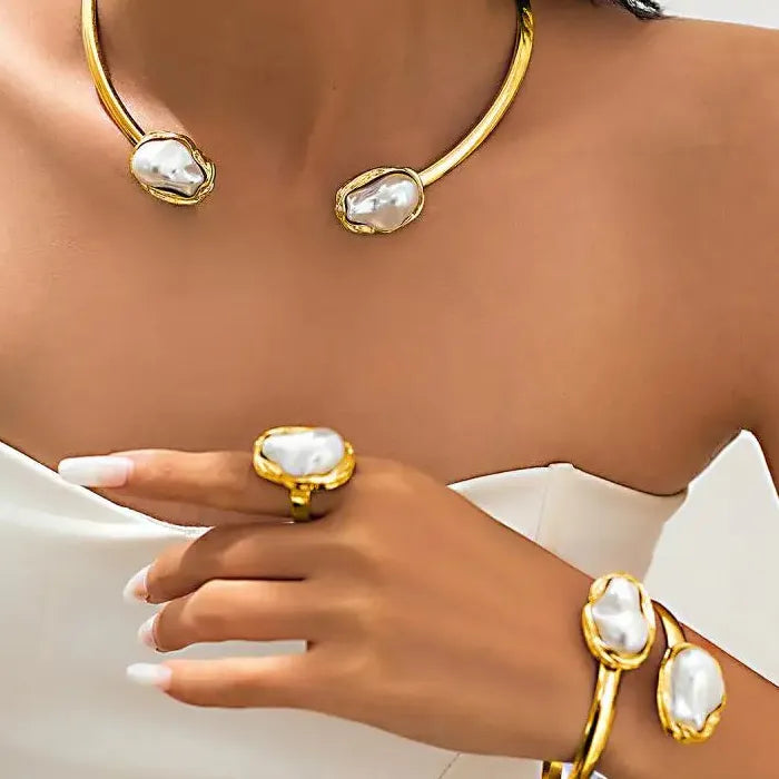 Vintage Baroque Pearl Necklace Bracelet Ring Set Gold Jewelry Gift Elegant