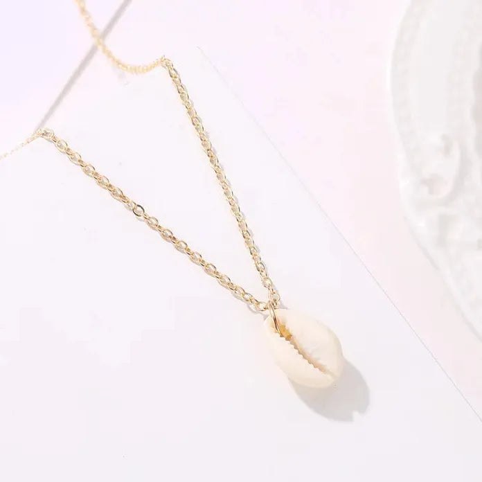 Fashion Beach Shell Conch Pendant Necklace for Women Acrylic Zinc Alloy Jewelry