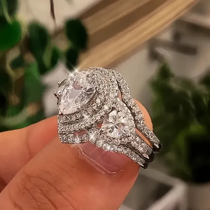 Opulent 3Pc Cubic Zirconia Bridal Wedding Ring Set with Geometric Design