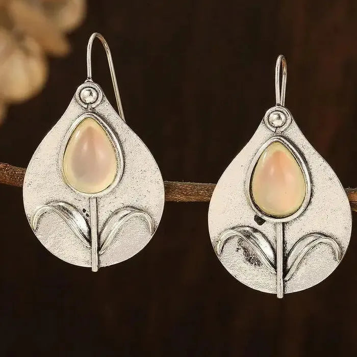 Retro Leaf Oval Metal Plant Earrings with Imitation Moonstone for Women Zinc Alloy