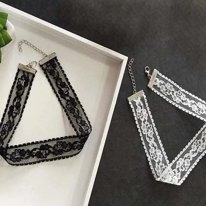 Vintage Black White Lace Flower Necklace for Women Girls Floral Pendant Jewelry