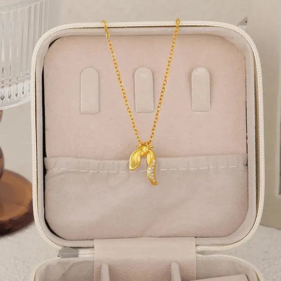 18K Gold Plated Copper Bowknot Necklace for Women Cubic Zirconia Choker Gift