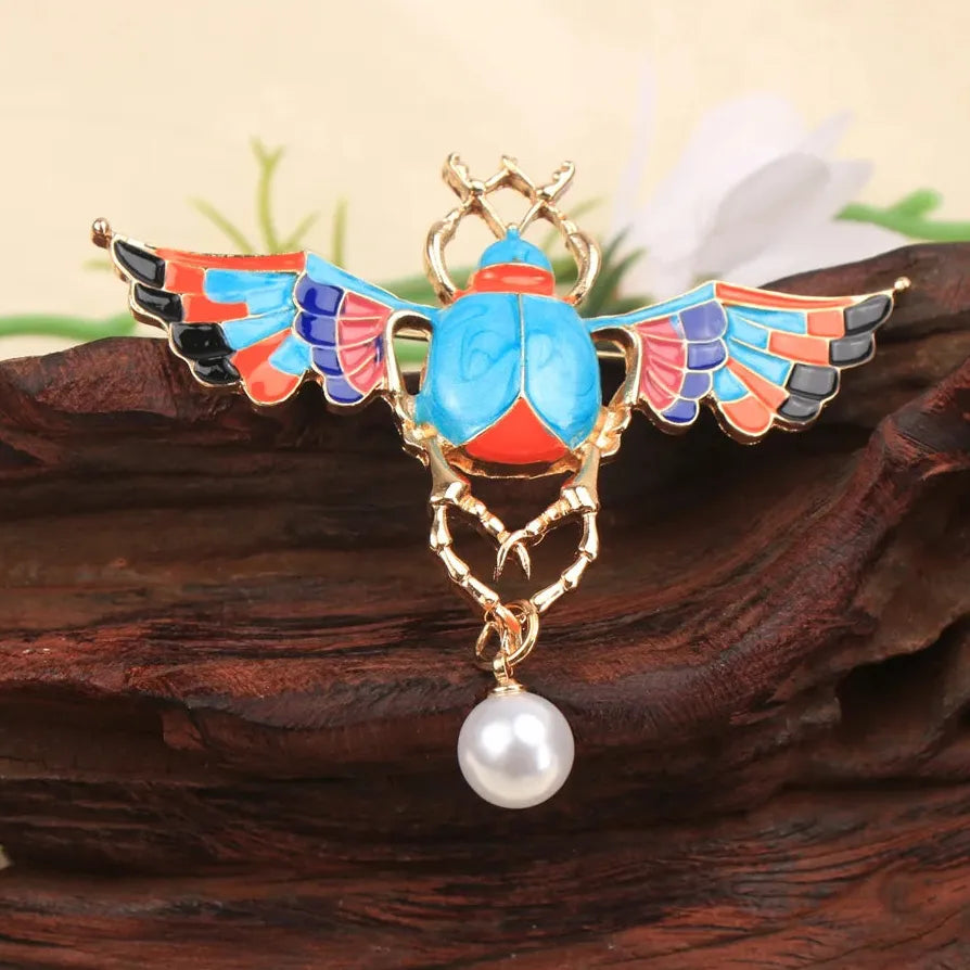 Luxury Bee Butterfly Classic Brooch Gift for Men and Women