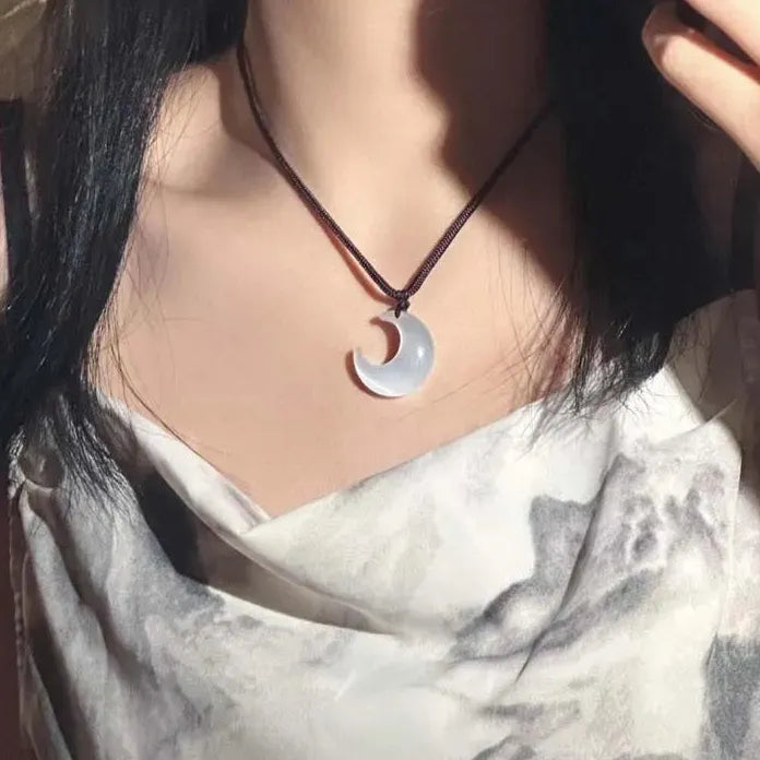 Chinese Style Opal Moon Pendant Necklace Women Acrylic Beaded Chain Gift