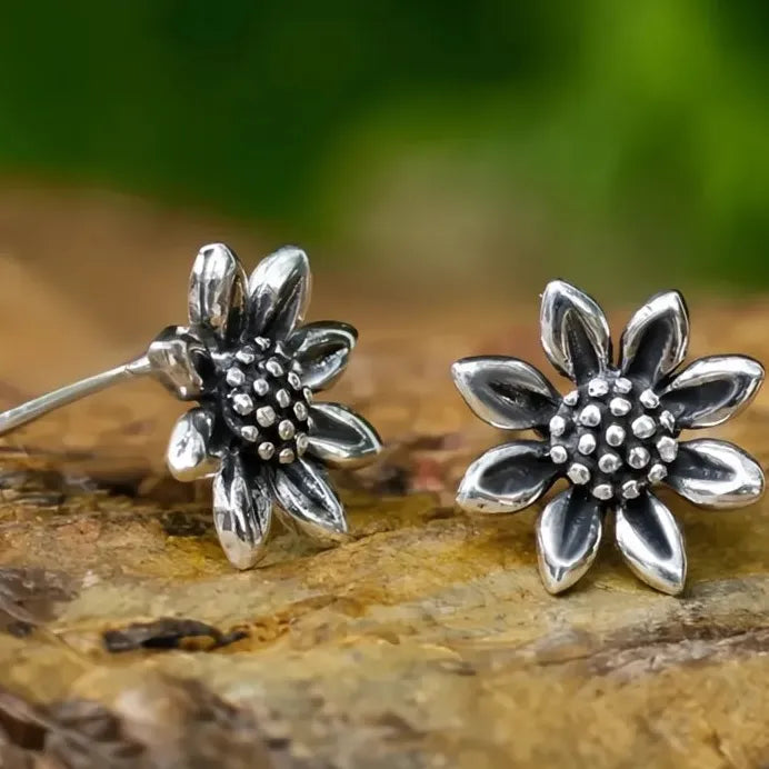 Vintage Brass Sunflower Stud Earrings Botanical Jewelry for Women