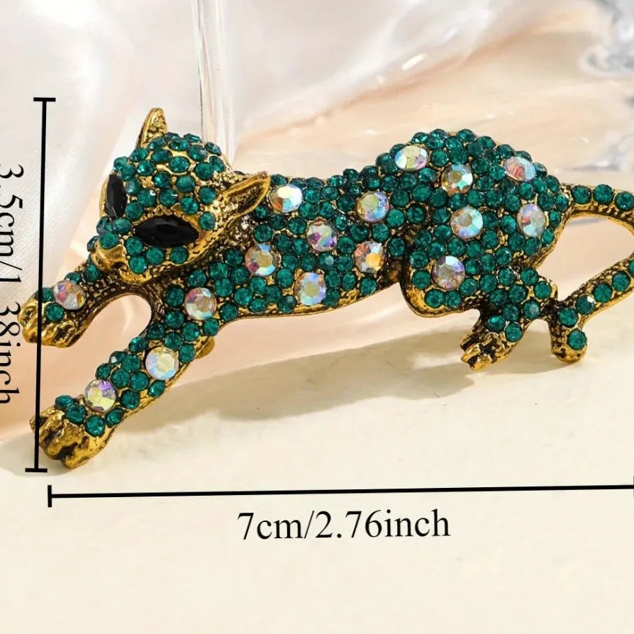 Luxury Leopard Brooch Pins for Women Classic Elegant Fashion Accessories