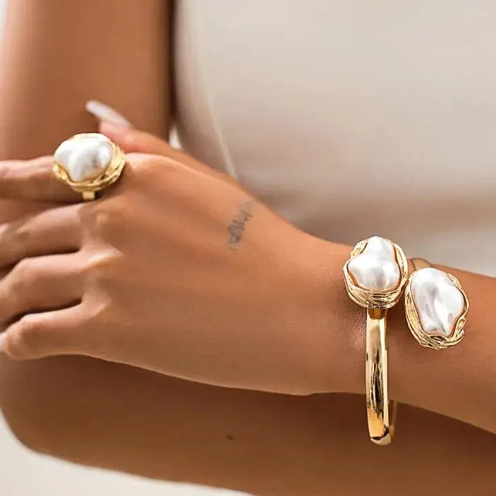 Vintage Baroque Pearl Necklace Bracelet Ring Set Gold Jewelry Gift Elegant